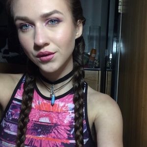 Betsey Johnson Performance SportsBra Cropped Shirt